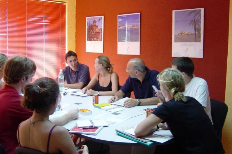 Spanish courses in Valencia Language school in Spain ESPAÑOL.PRO